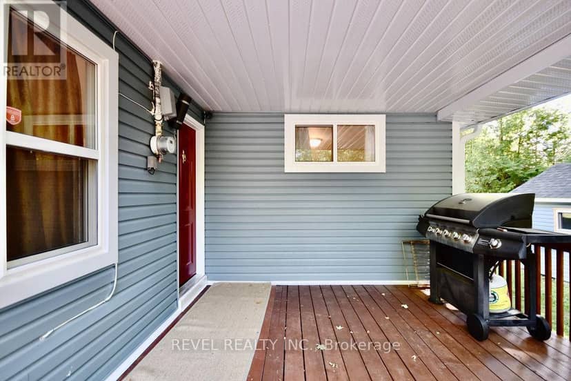 39 Domar Road — photo 20 of 32