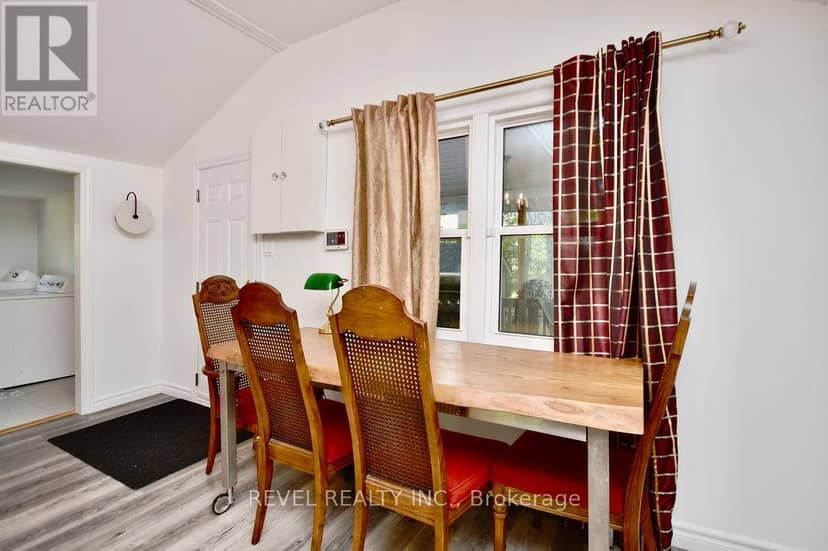 39 Domar Road, Tiny, photo 8
