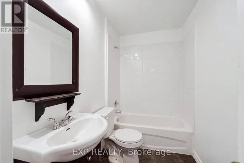 412 Mc Connell Avenue — photo 10 of 17