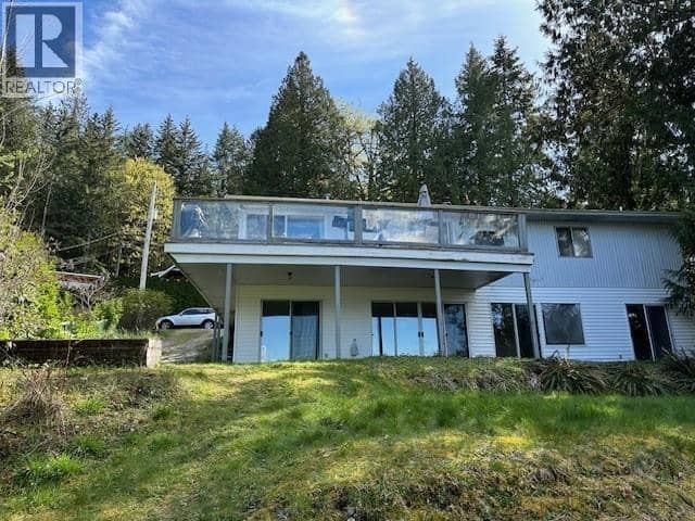 6201 Coracle Drive, Sechelt, photo 4