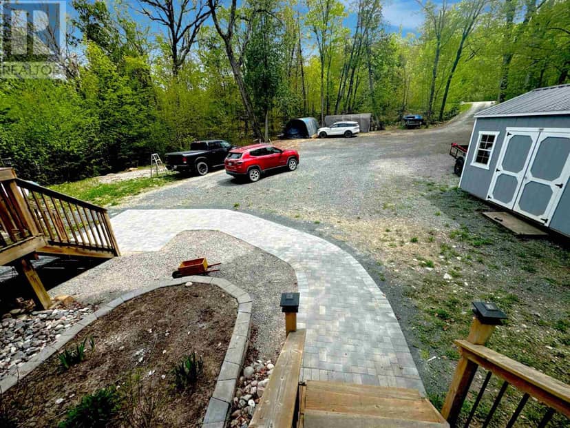 884 Dunlop Shores RD — photo 31 of 32