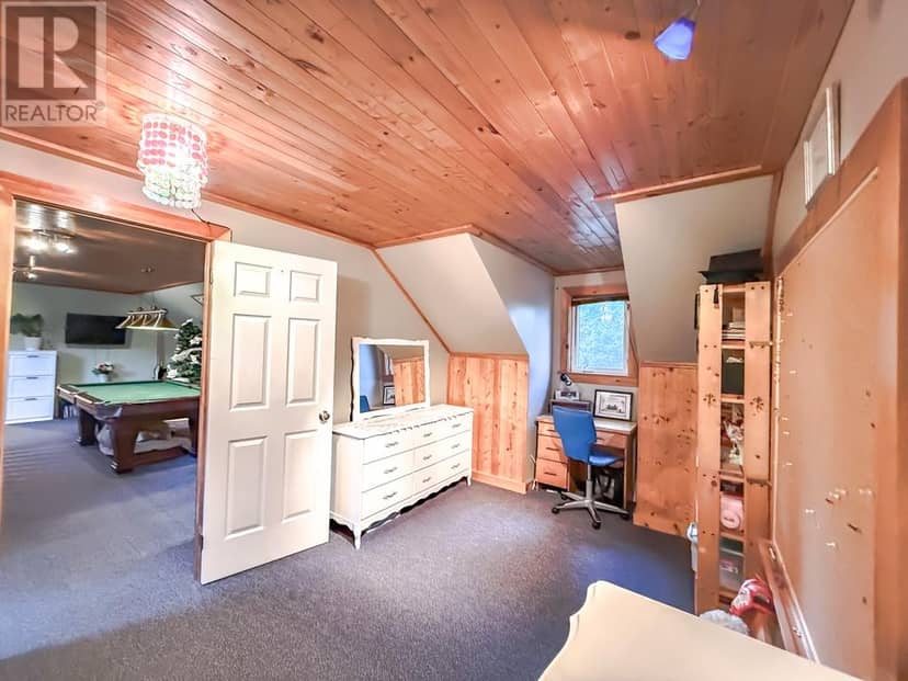 117 Cross Road — photo 21 of 40