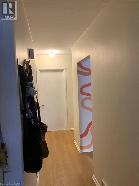 18 HIGH Street — photo 14 of 30