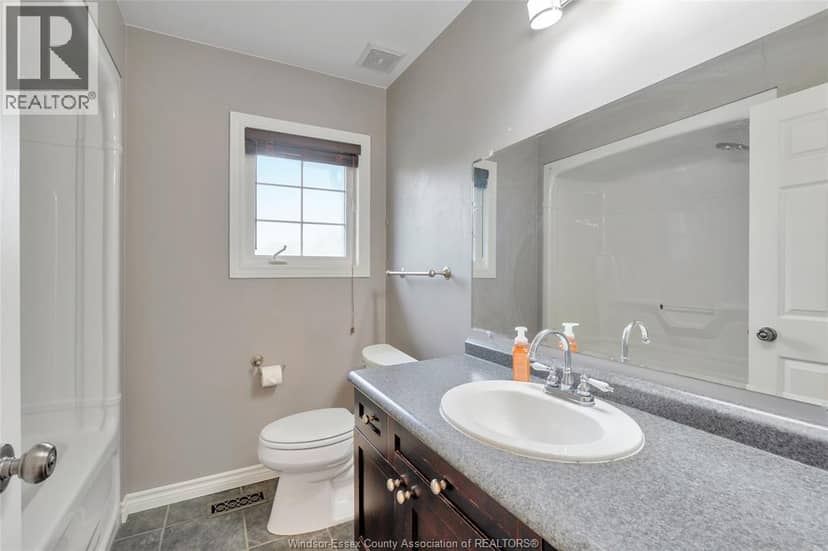 1334 Lakeview — photo 21 of 38