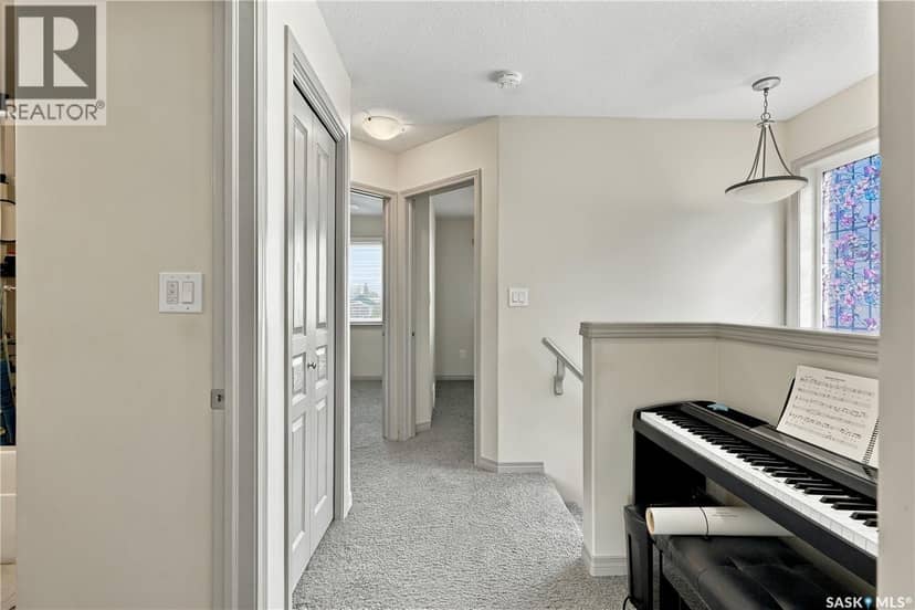 927 Glenview COVE — photo 17 of 40