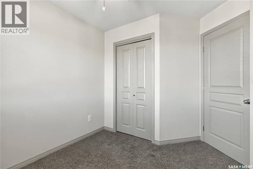 927 Glenview COVE — photo 21 of 40