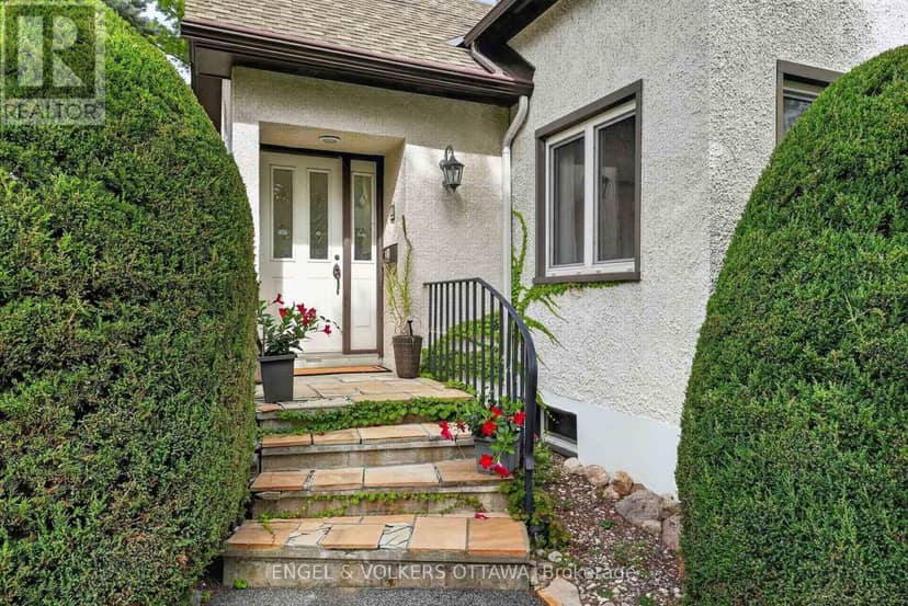 2101 Alta Vista Drive, Ottawa, photo 2