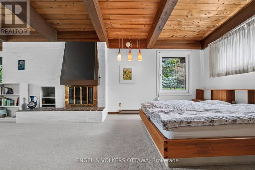 2101 Alta Vista Drive — photo 28 of 40