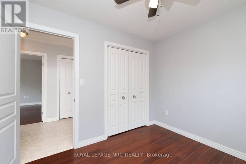 8532 Heikoop Crescent — photo 27 of 40
