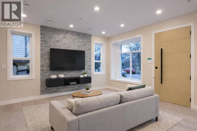 3431 E 23RD AVENUE, Vancouver, photo 3