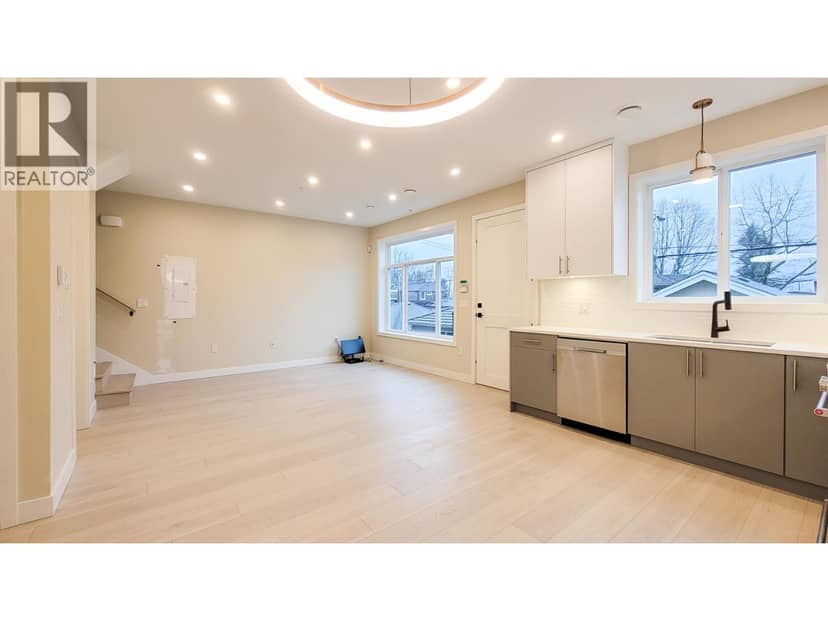 3433 E 23RD AVENUE, Vancouver, photo 4