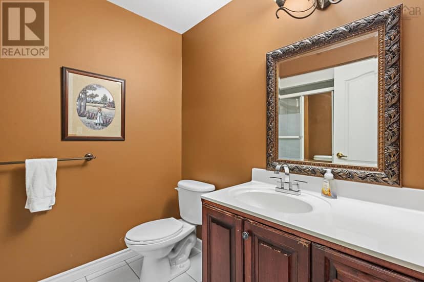 507 36 Southgate Drive — photo 9 of 40