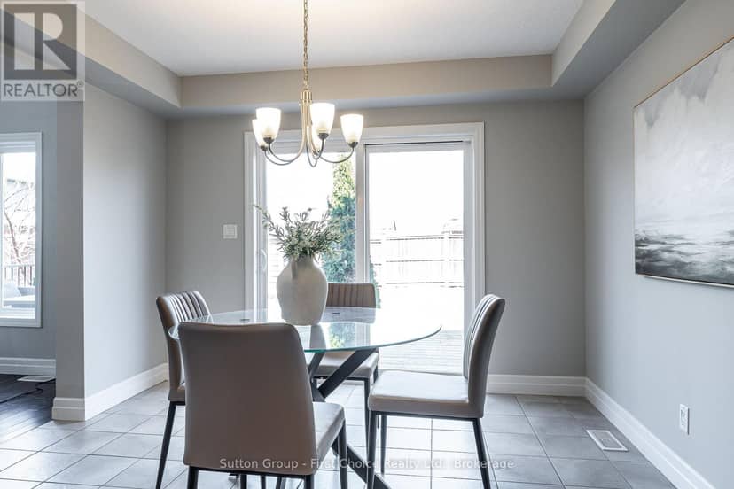 59 Bradshaw Drive — photo 15 of 40