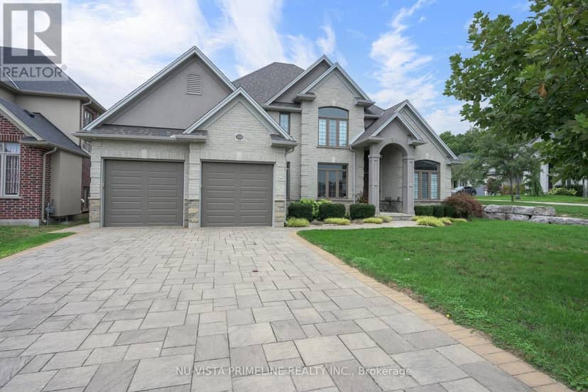 2330 Dauncey Crescent — photo 3 of 40