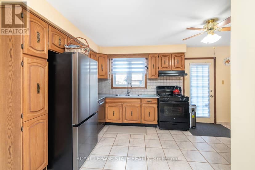 311 Hemlock Avenue — photo 12 of 40