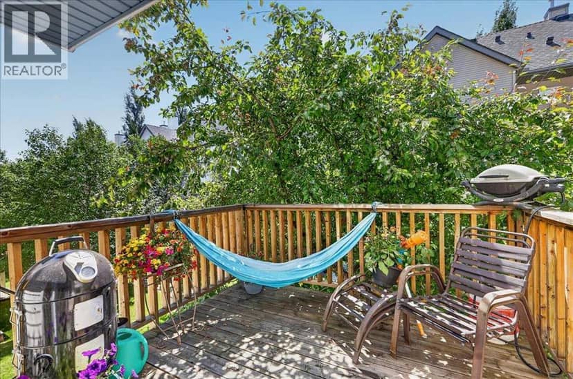 137 Bridlewood Lane SW, Calgary, photo 5