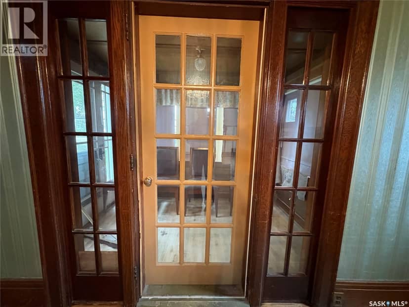 232 Burton STREET — photo 15 of 40