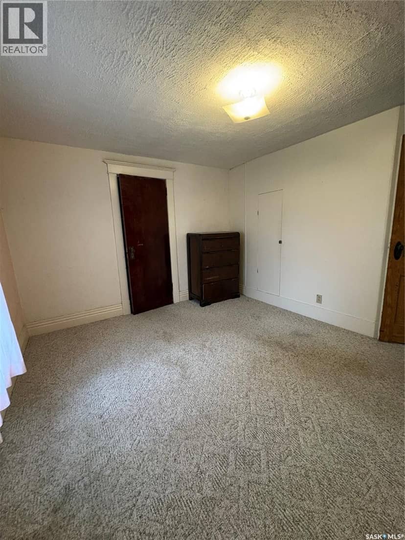 232 Burton STREET — photo 25 of 40