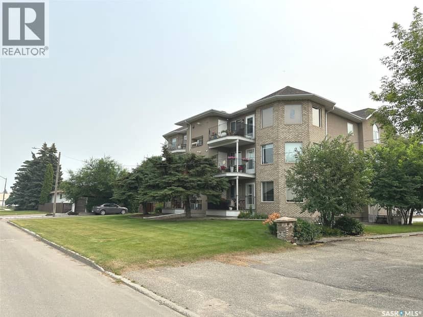 311 561 Broadway STREET W, Fort Qu'Appelle, photo 2