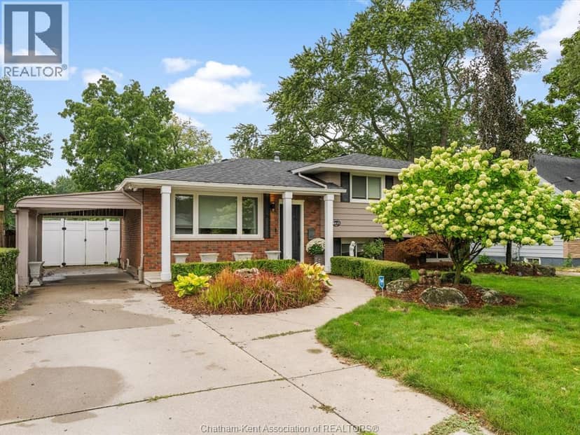 4113 Roseland DRIVE East — photo 1 of 40