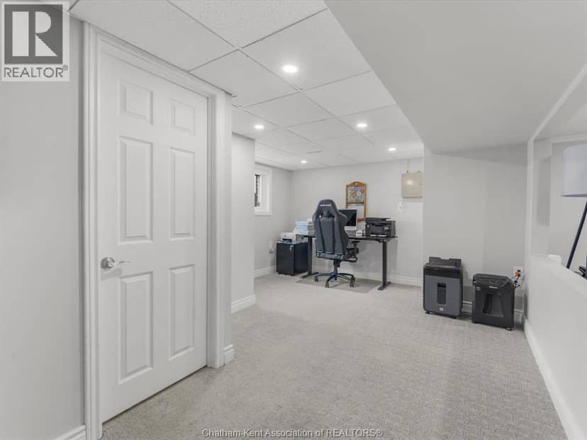 4113 Roseland DRIVE East — photo 24 of 40