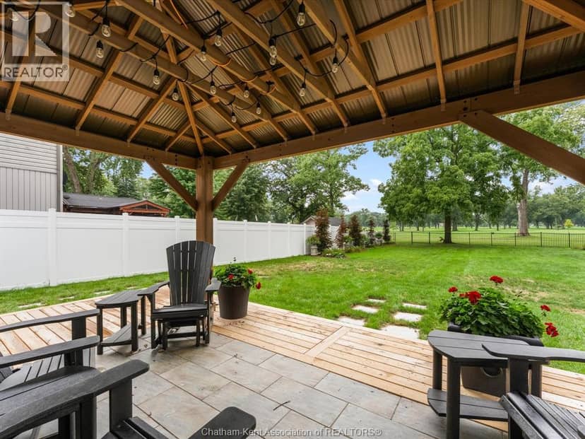 4113 Roseland DRIVE East — photo 38 of 40