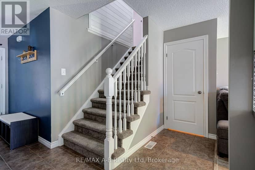 280 Railway Avenue — photo 27 of 40