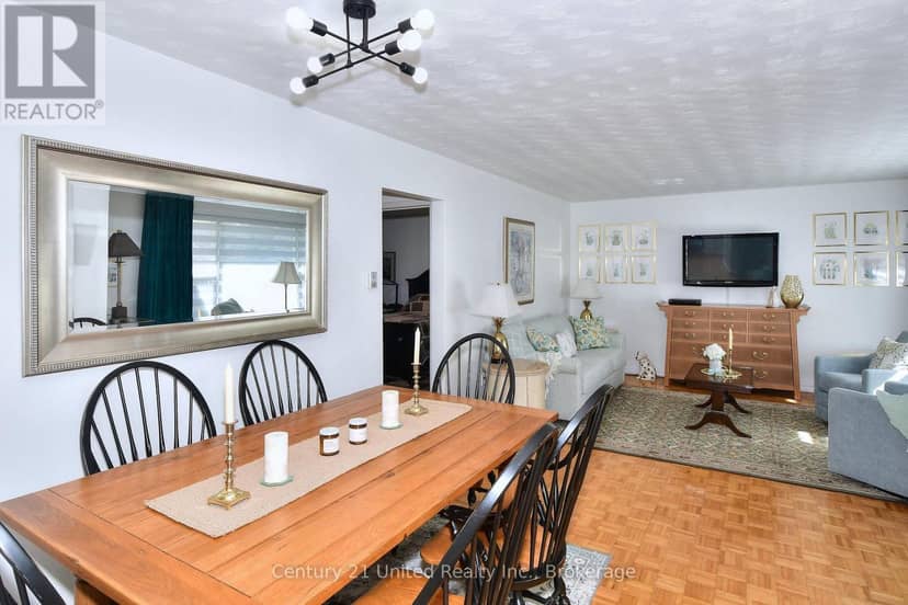 1812 Youngs Point Road — photo 8 of 40