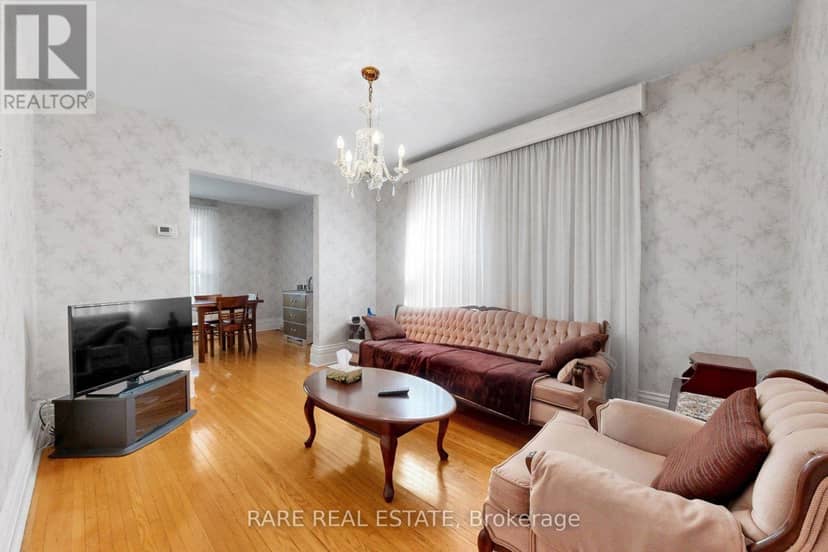 180 Atlas Avenue — photo 12 of 40