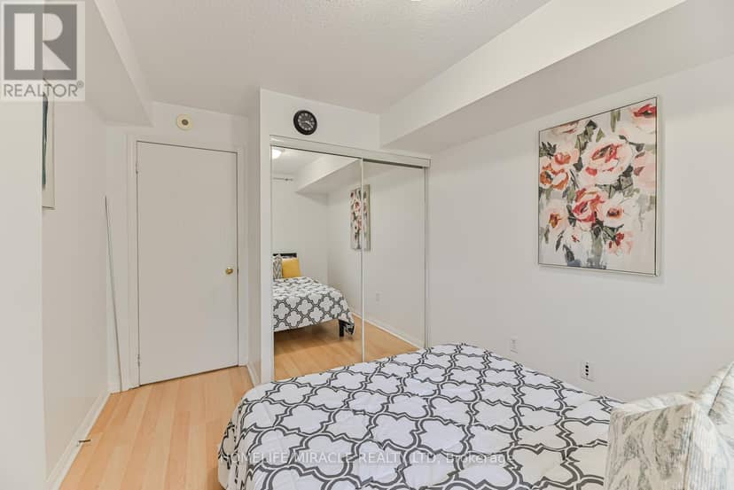 5 - 4620 Guildwood Way — photo 21 of 22