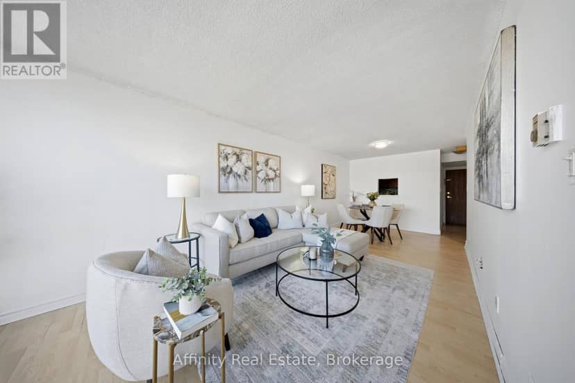 202 - 25 Agnes Street — photo 19 of 27