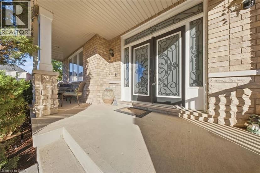 1078 MCNEIL Drive — photo 4 of 40