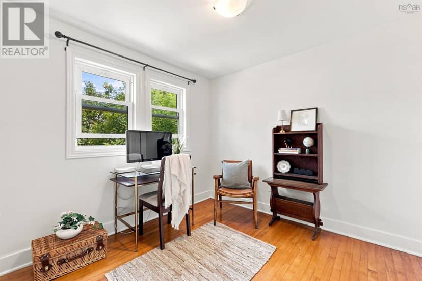 51 Hazelhurst Street — photo 18 of 32
