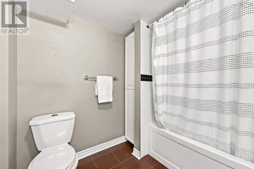 51 Hazelhurst Street — photo 27 of 32