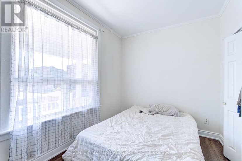243 Gibson Avenue, Hamilton, photo 6