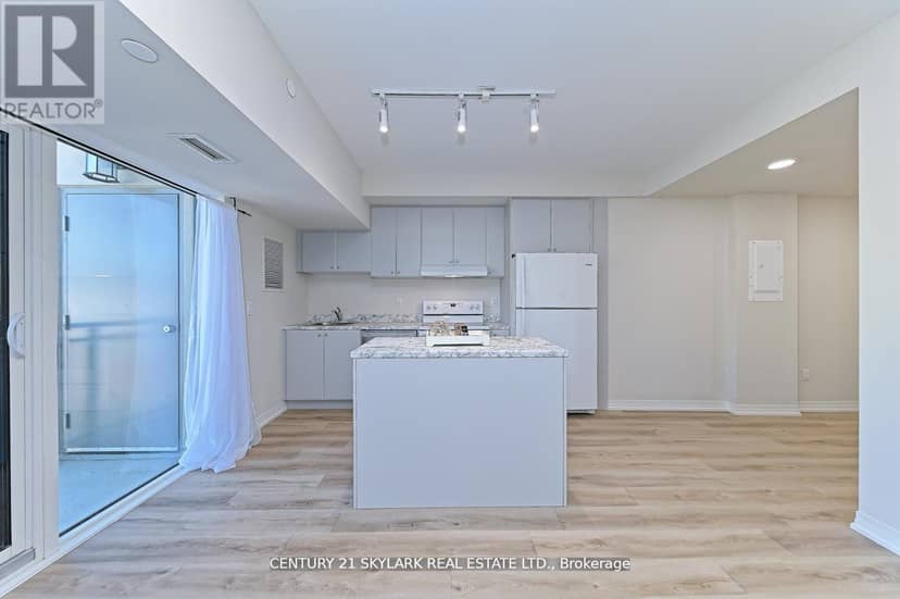 216 - 50 Herrick Avenue N — photo 11 of 37