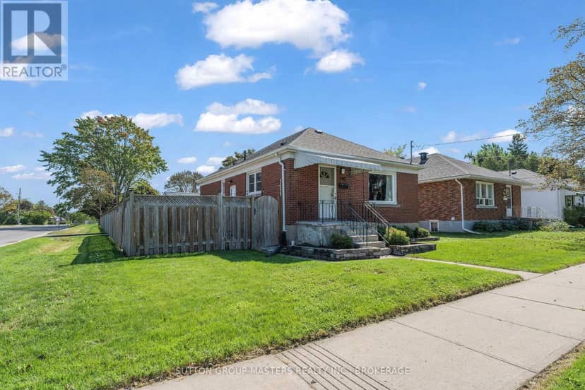 945 Victoria Street — photo 2 of 40
