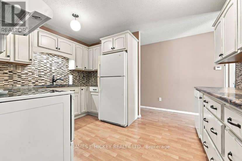 39 Ottawa Street, Laurentian Hills, photo 6