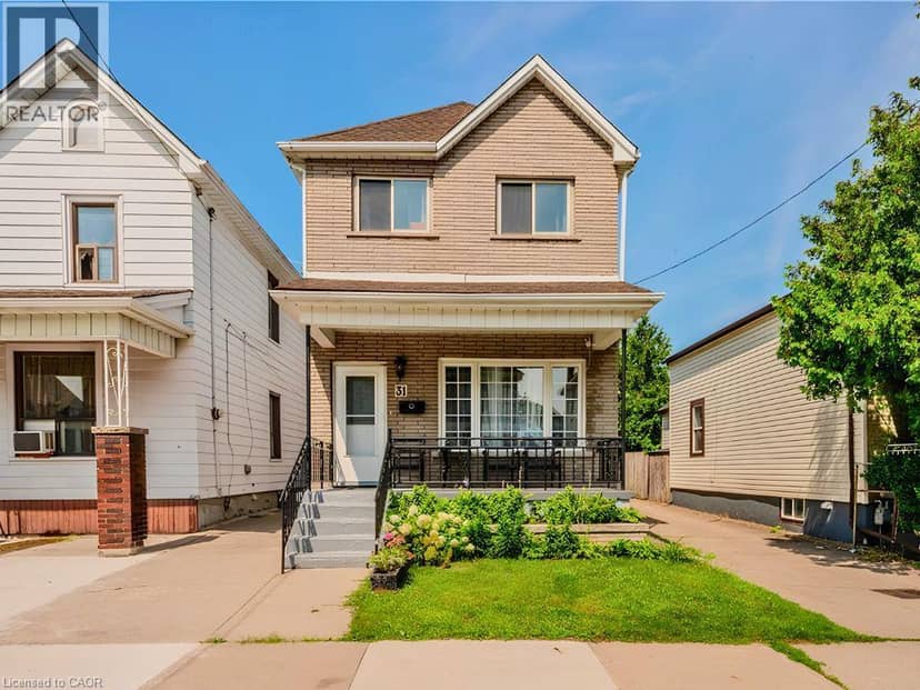 31 KINRADE Avenue — photo 1 of 15