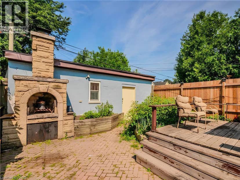 31 KINRADE Avenue — photo 3 of 15