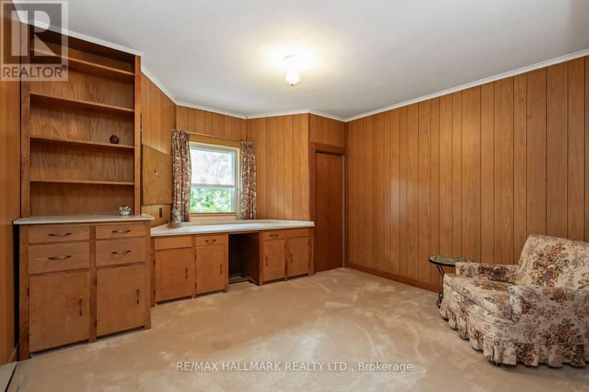 48 Chatsworth Drive — photo 11 of 36