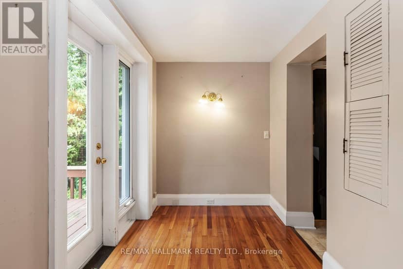 48 Chatsworth Drive — photo 23 of 36