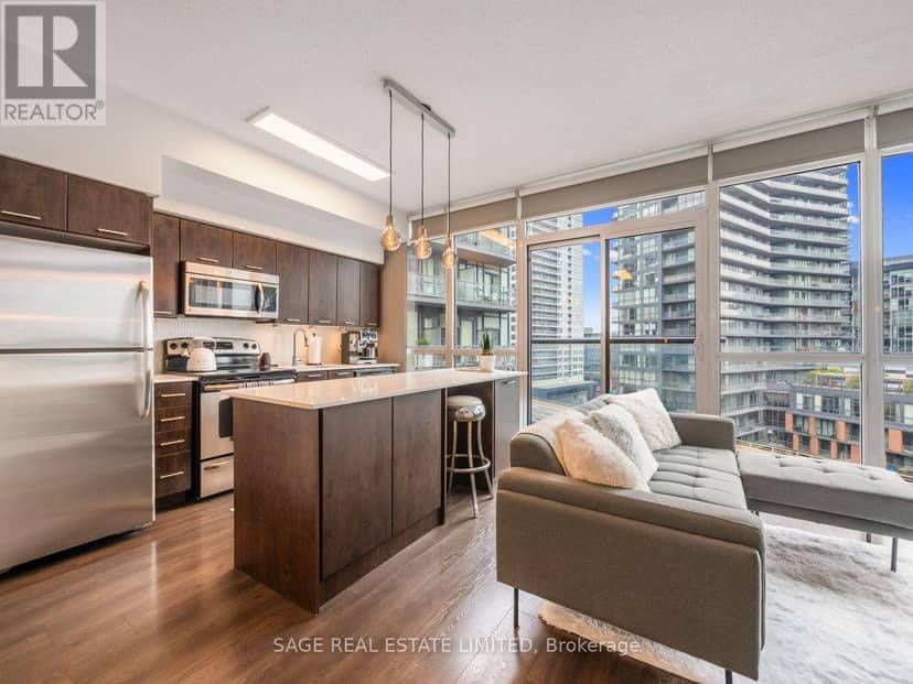 918 - 169 Fort York Boulevard — photo 7 of 38