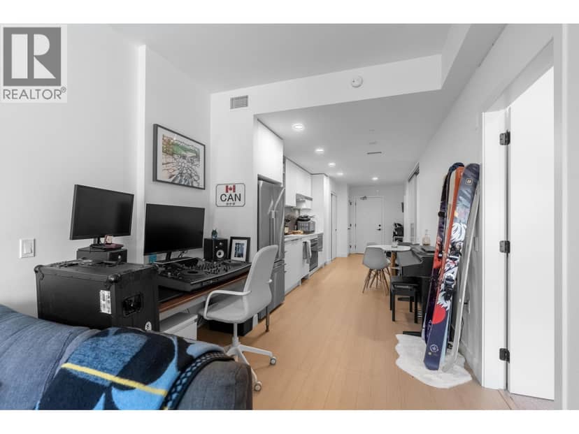 317 422 E 3RD STREET, North Vancouver, photo 4