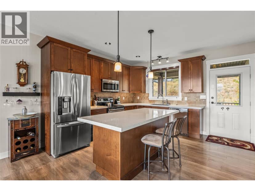 121 Blackcomb Court, Vernon, photo 5