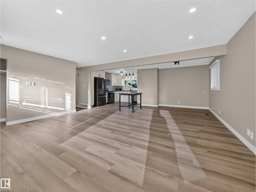 34 Penguin Cr, Sherwood Park, photo 7