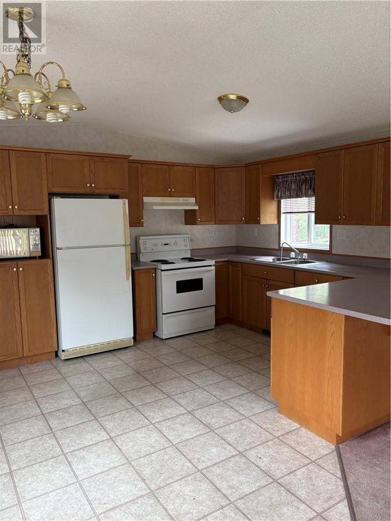 177 Park Drive Unit# 2, Markstay, photo 3