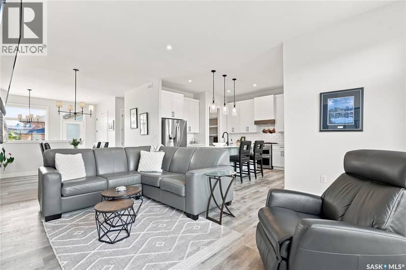 223 Hamm CRESCENT — photo 12 of 40
