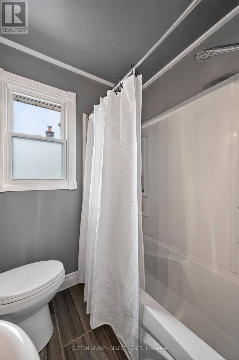 1852 Avalon Street — photo 22 of 39