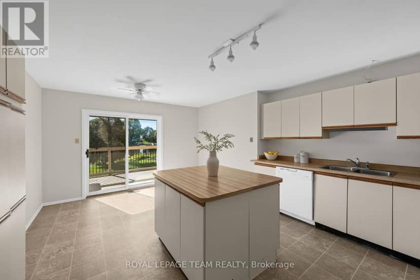 6591 Marina Drive, Ottawa, photo 8